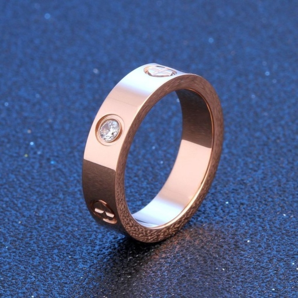 NEW Stainless Steel Screw LOVE Ring with Stone in Rose Gold